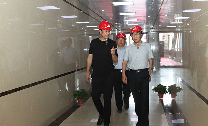 河津市委副書記市長(zhǎng)何偉來(lái)集團(tuán)調(diào)研